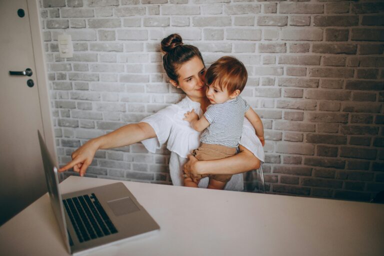 Balancing Work and Parenting Without the Guilt