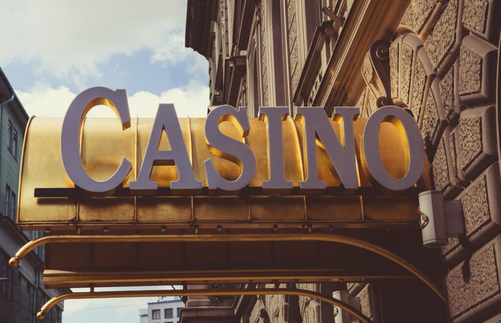 camilo jimenez DOUoG3sRQQY unsplash